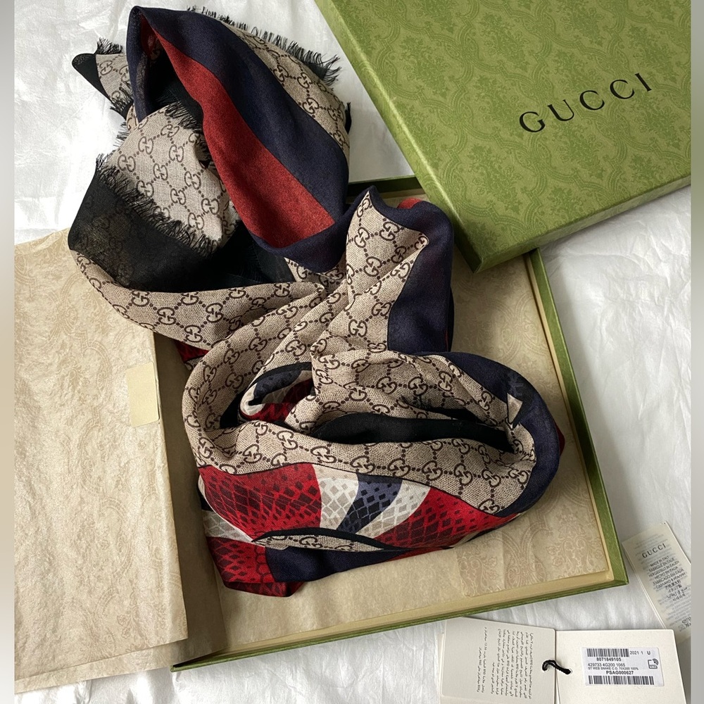 Authentic Gucci web and kingsnake print wool scarf